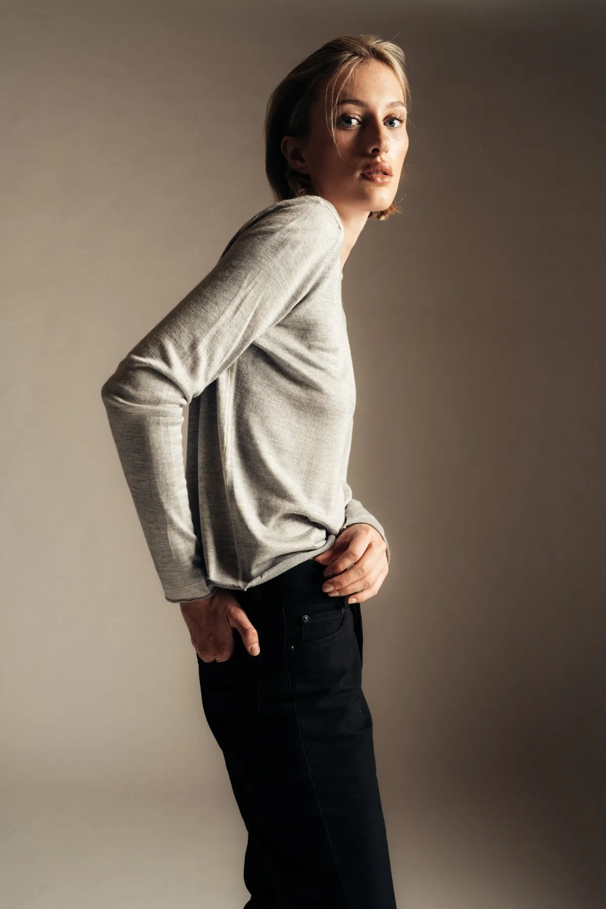 AVANT TOI | BOAT NECK OFF-GAUGE SWEATER