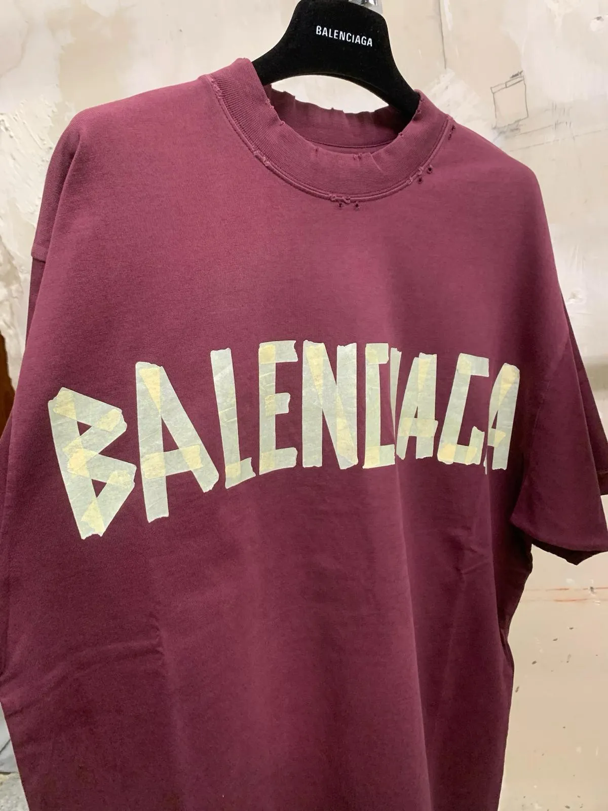 BALENCIAGA  |Tape Type T-shirt Medium Fit in Dark Green