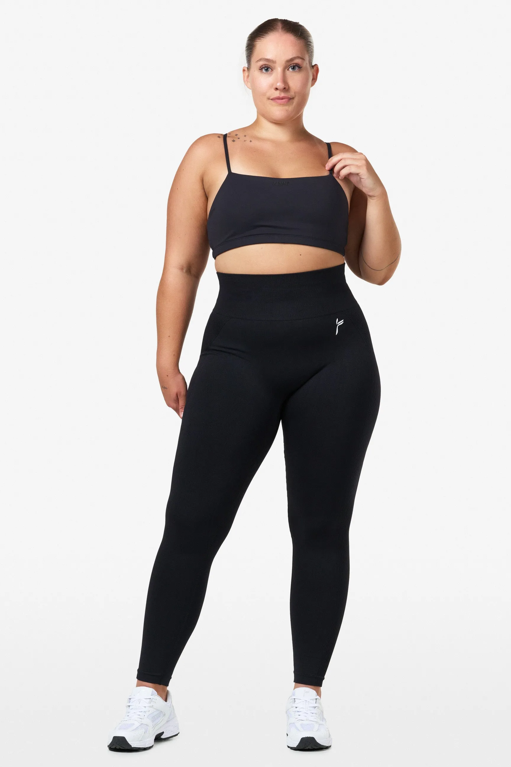 Black Peachy Scrunch Leggings