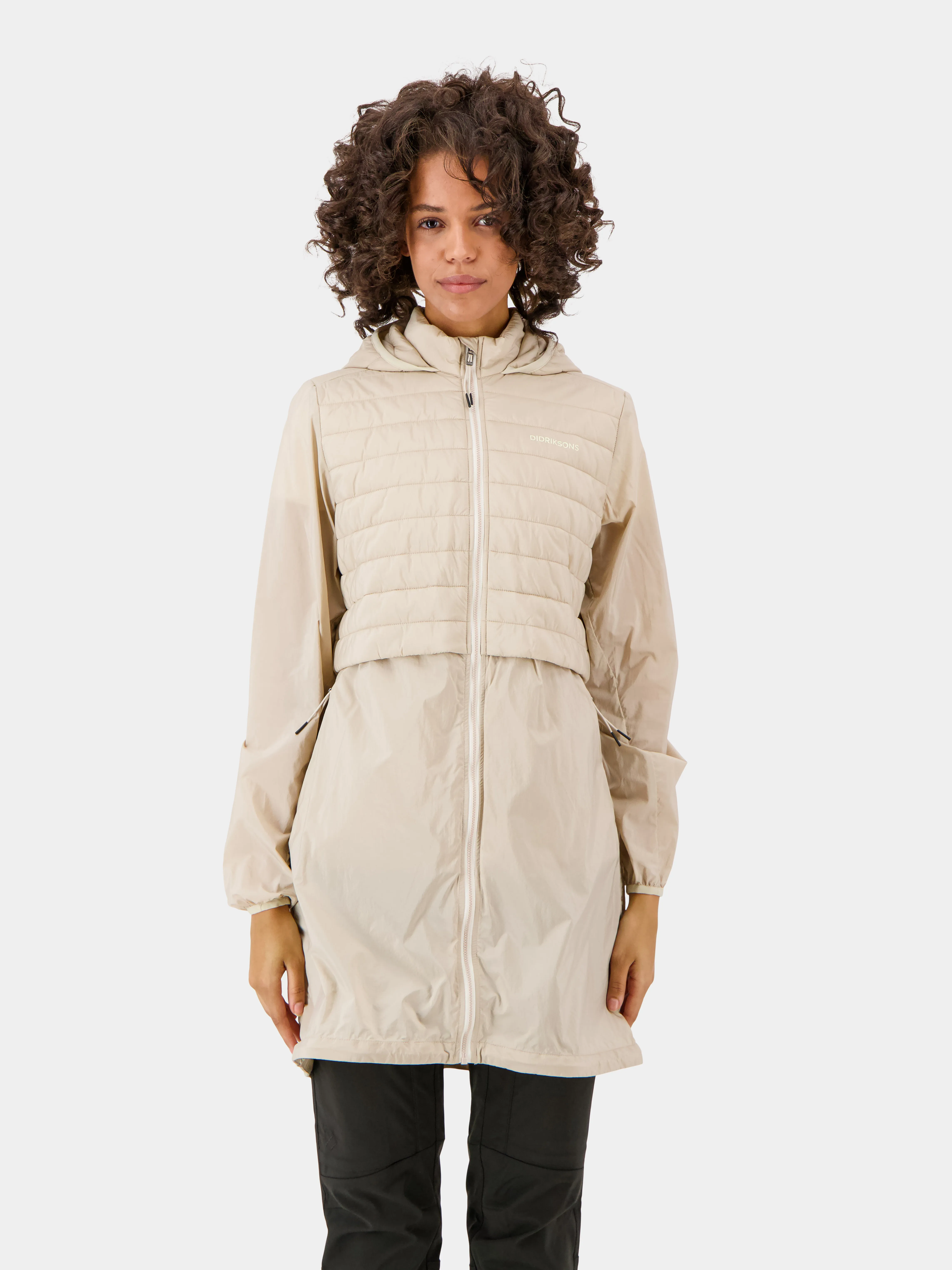 Didriksons Women's Isabella Parka 2 Clay Beige | Buy Didriksons Women's Isabella Parka 2 Clay Beige here | Outnorth