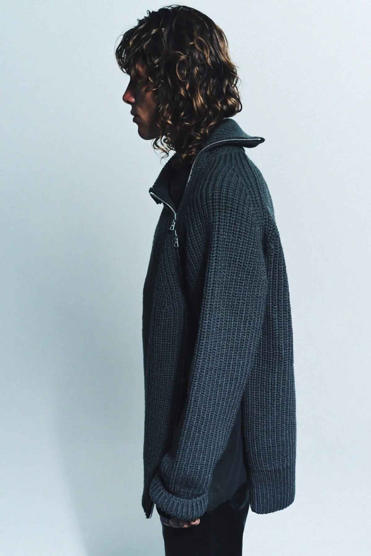 DRIES VAN NOTEN | ZIPPED TURTLENECK SWEATER