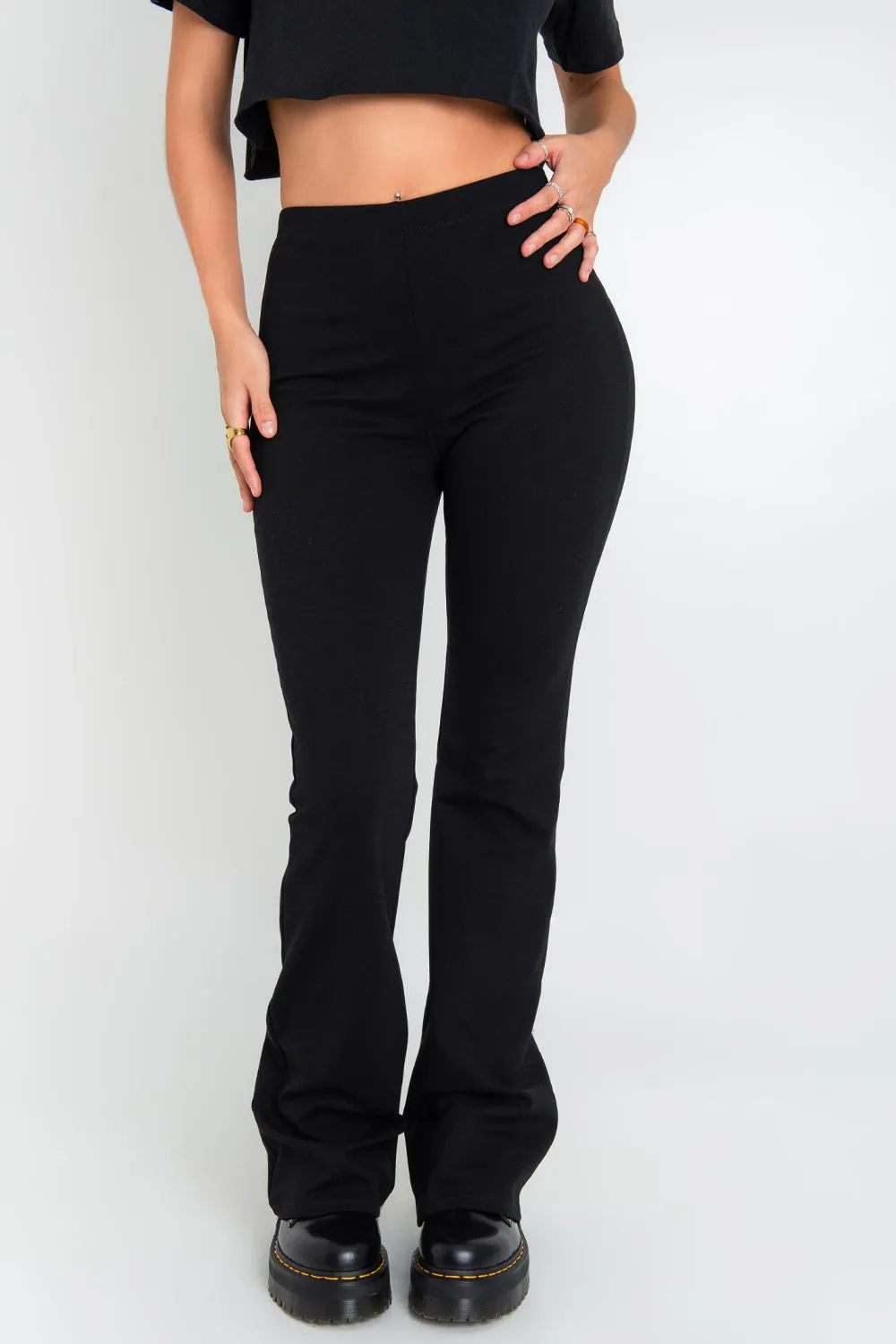 Legging ajustado fit flare cintura alta elástica