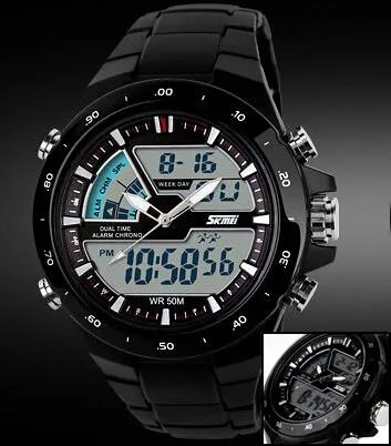 Men's Masculino Waterproof Silicone Quartz Sports Watch in Military Fashion