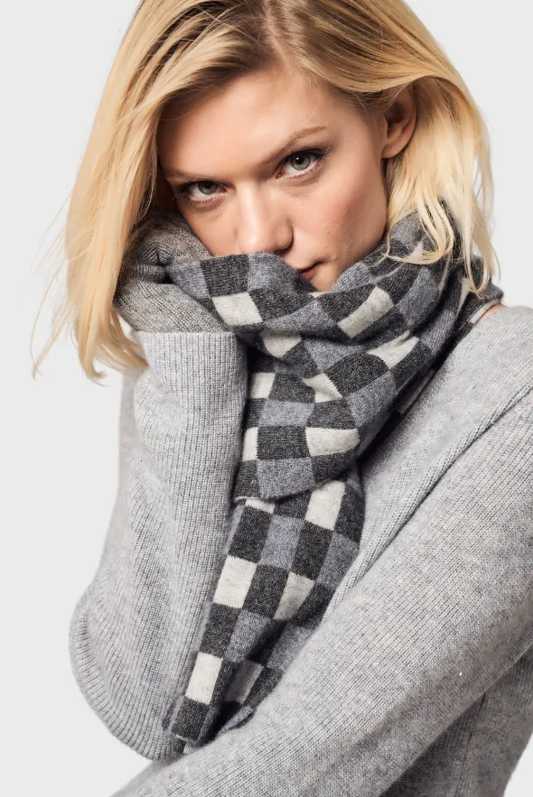 Modern Checkered Cashmere Scarf