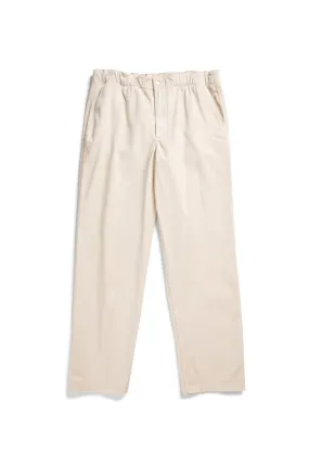 Norse Ezra Relaxed Organic Stretch Twill Trouser Oatmeal