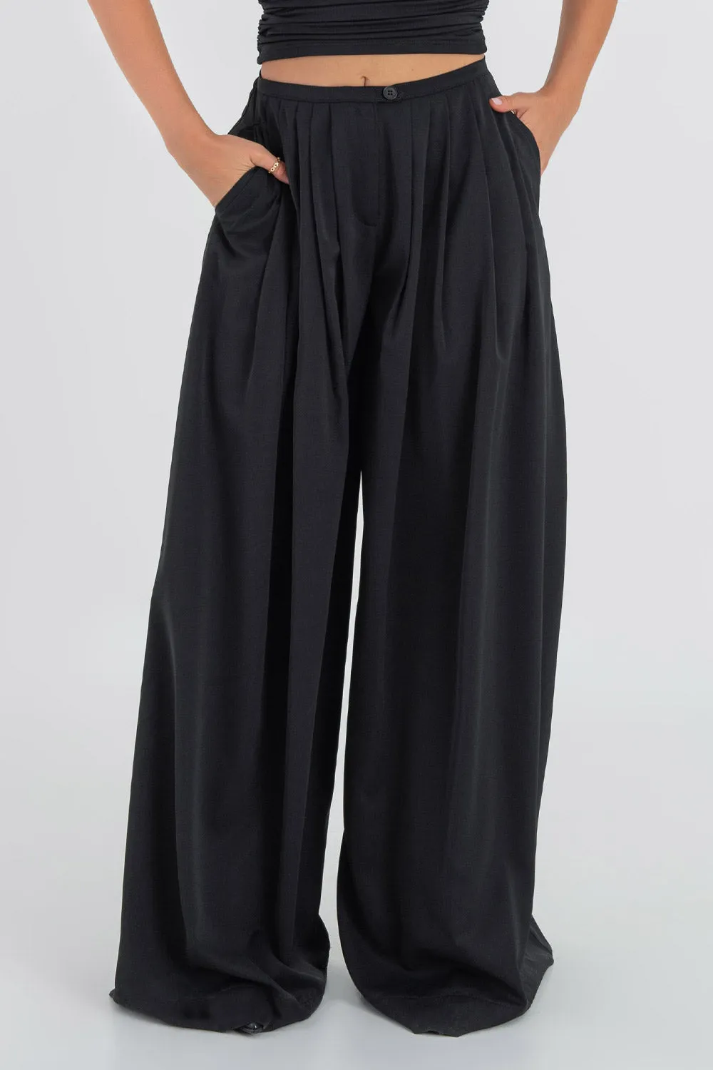 Pantalon de fit palazzo con plisados